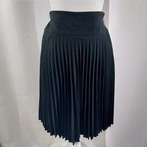 WORTHINGTON! LUXE BLACK PLEATED STRETCH KNIT SKIRT, WIDE WAISTBAND! SZ 6 - Picture 2 of 8
